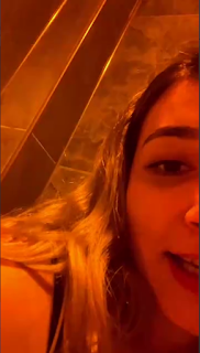 20 ‘lik Nazlı Sevgilisinin Pantolonunu İndirdiğini