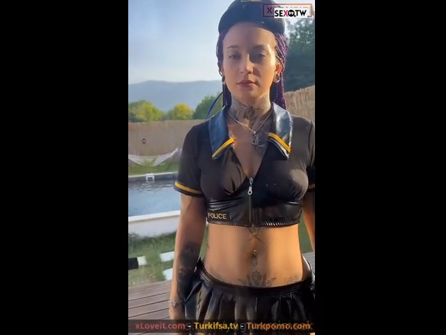 Yağmur Şimşek Polis Kıyafeti Sopayla Türk Porno İfşa